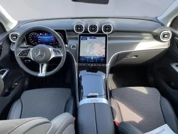 GLC 200 4MATIC AVANTGARDE-ADVANCED AHK 360  LED