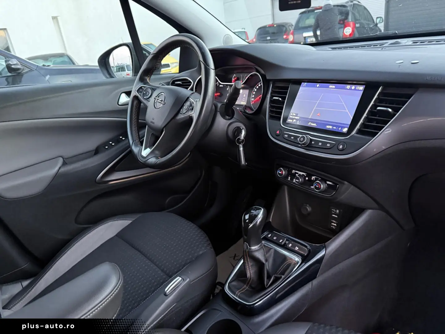 Opel  Crossland X 1.2 Turbo INNOVATION