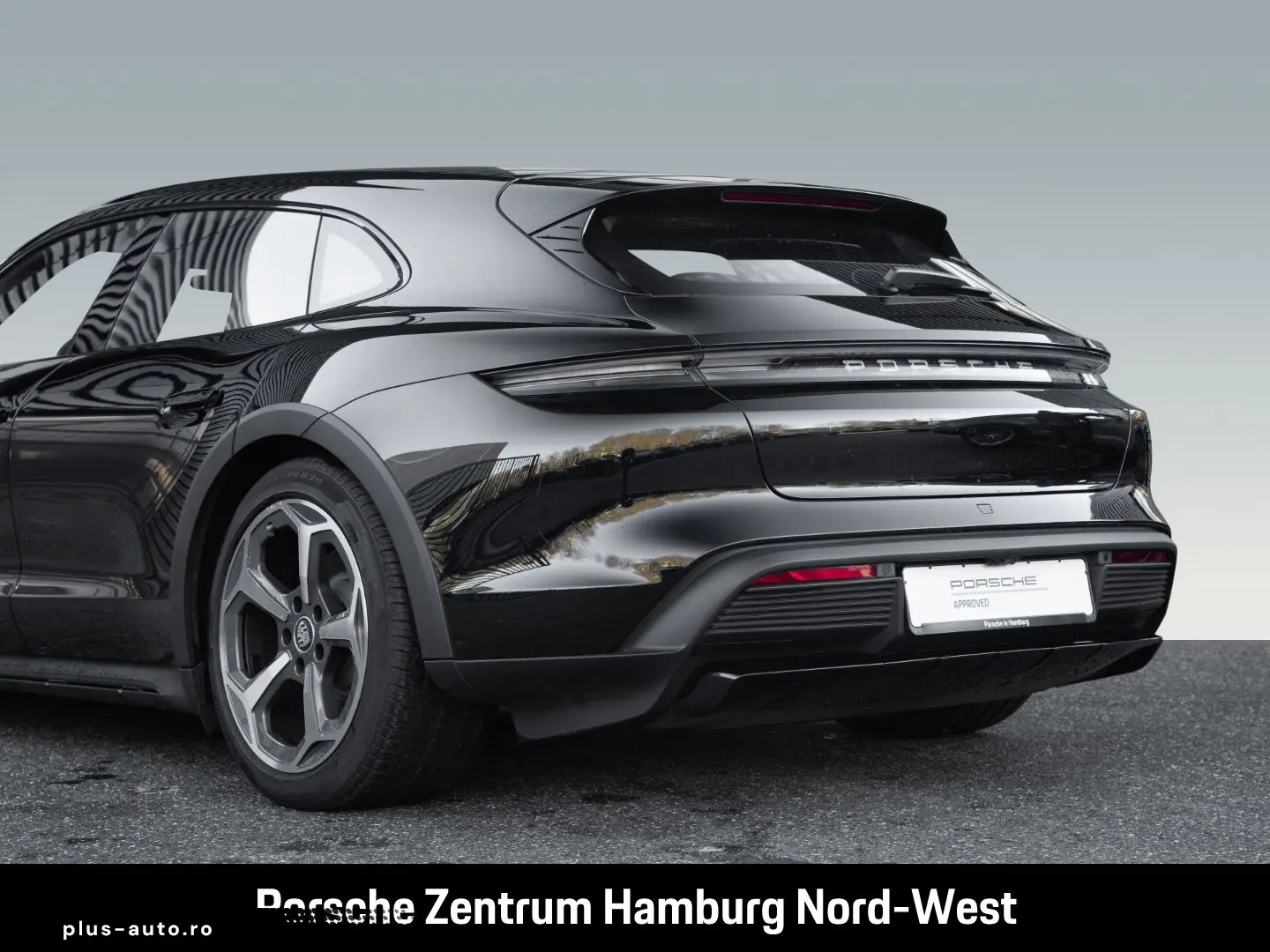 Taycan 4 Cross Turismo Panorama Burmester