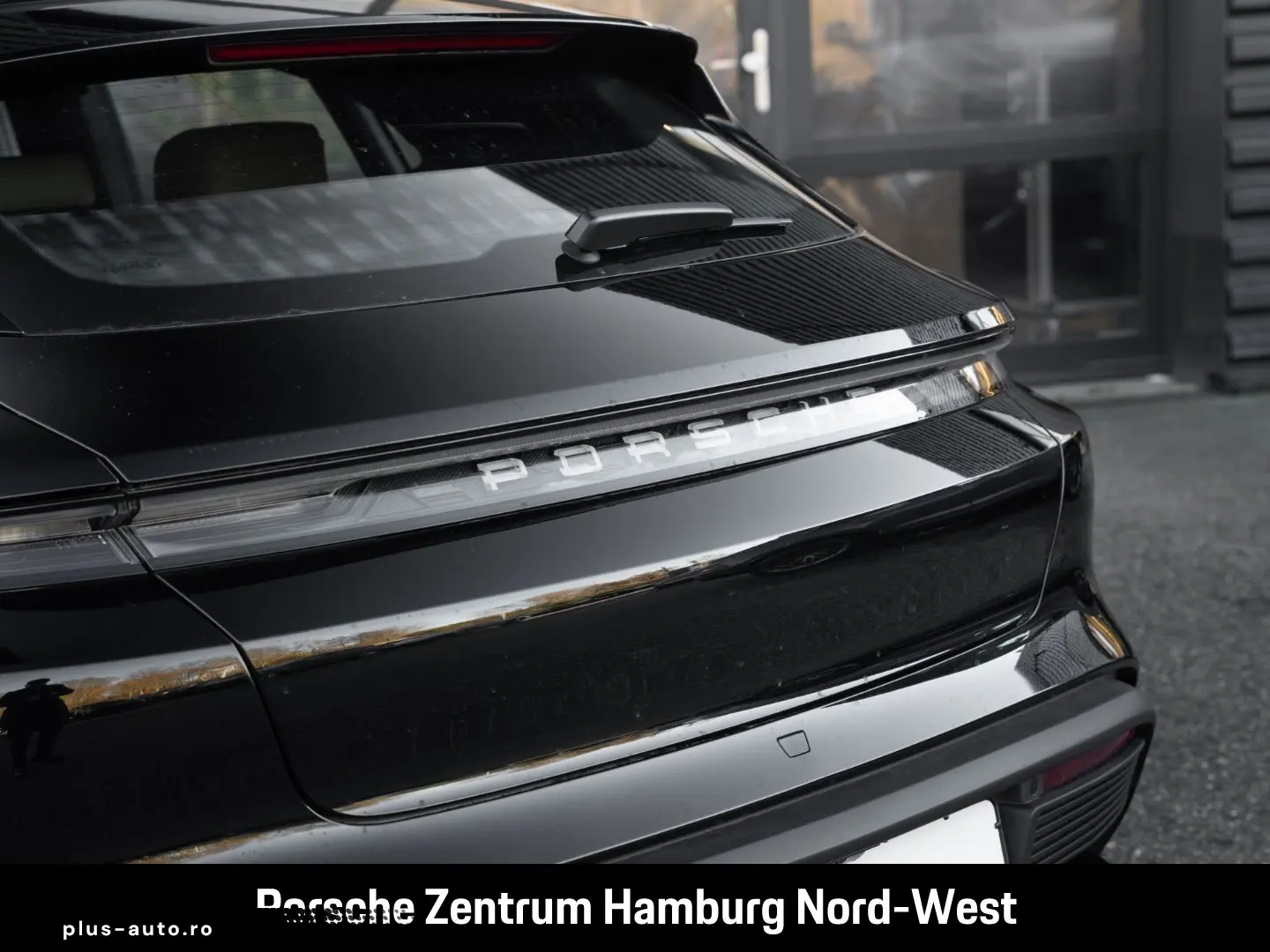 Taycan 4 Cross Turismo Panorama Burmester