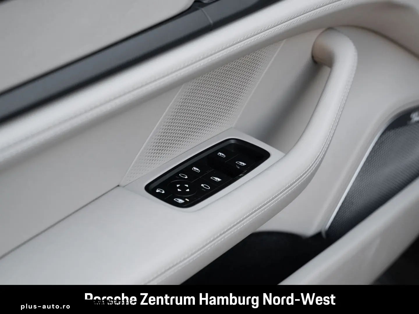 Taycan 4 Cross Turismo Panorama Burmester