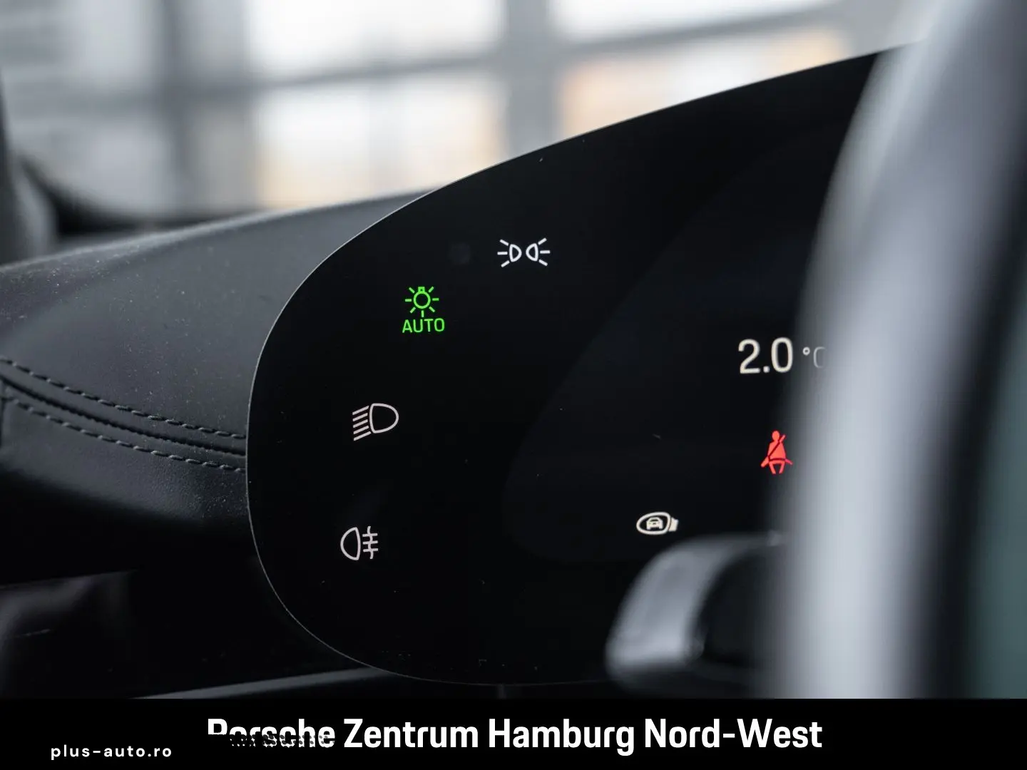 Taycan 4 Cross Turismo Panorama Burmester