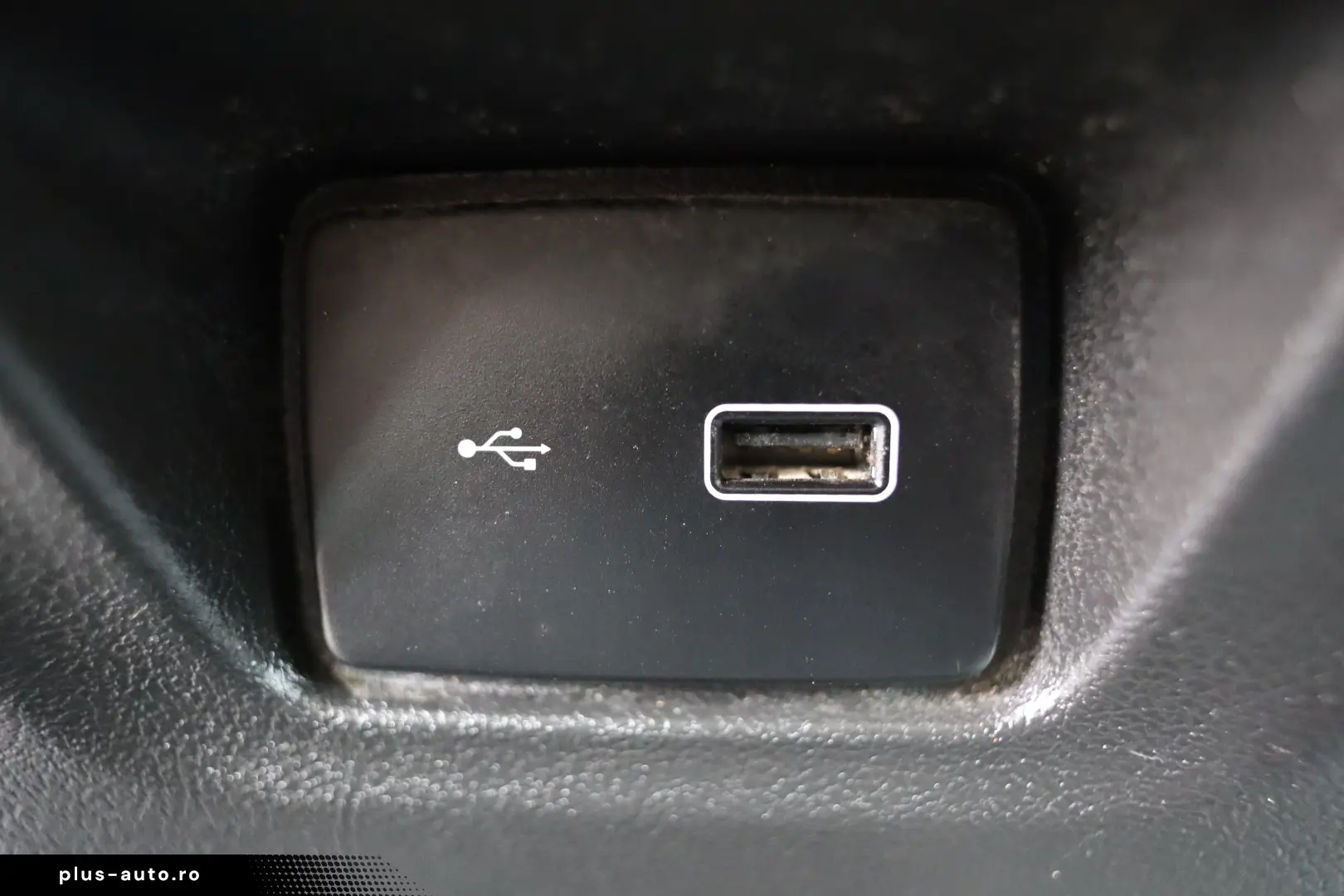 Fiat Ducato DOKA 7 locuri 2.3D 120CP