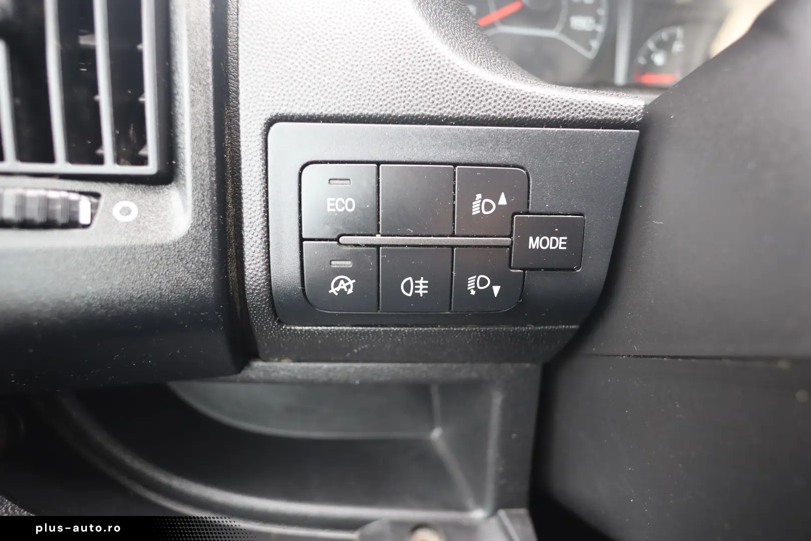 Fiat Ducato DOKA 7 locuri 2.3D 120CP