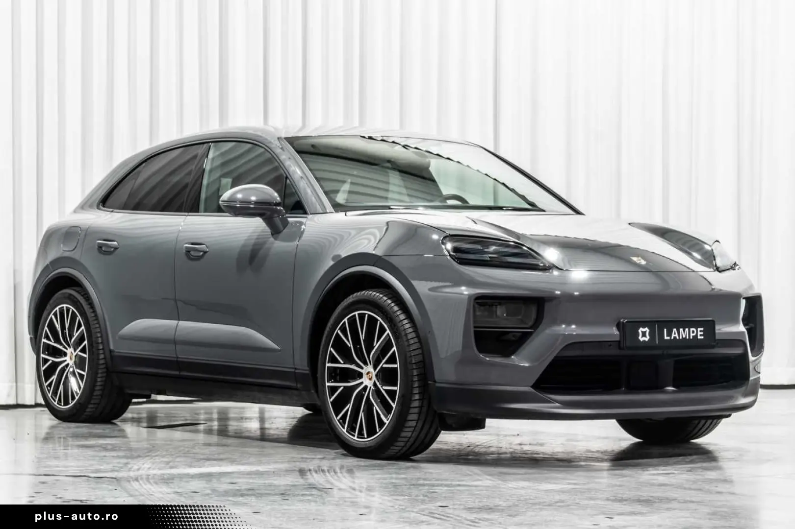 Macan 4 Electric Slate Grey Neo   Chalk Volleder