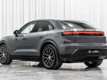 Macan 4 Electric Slate Grey Neo   Chalk Volleder