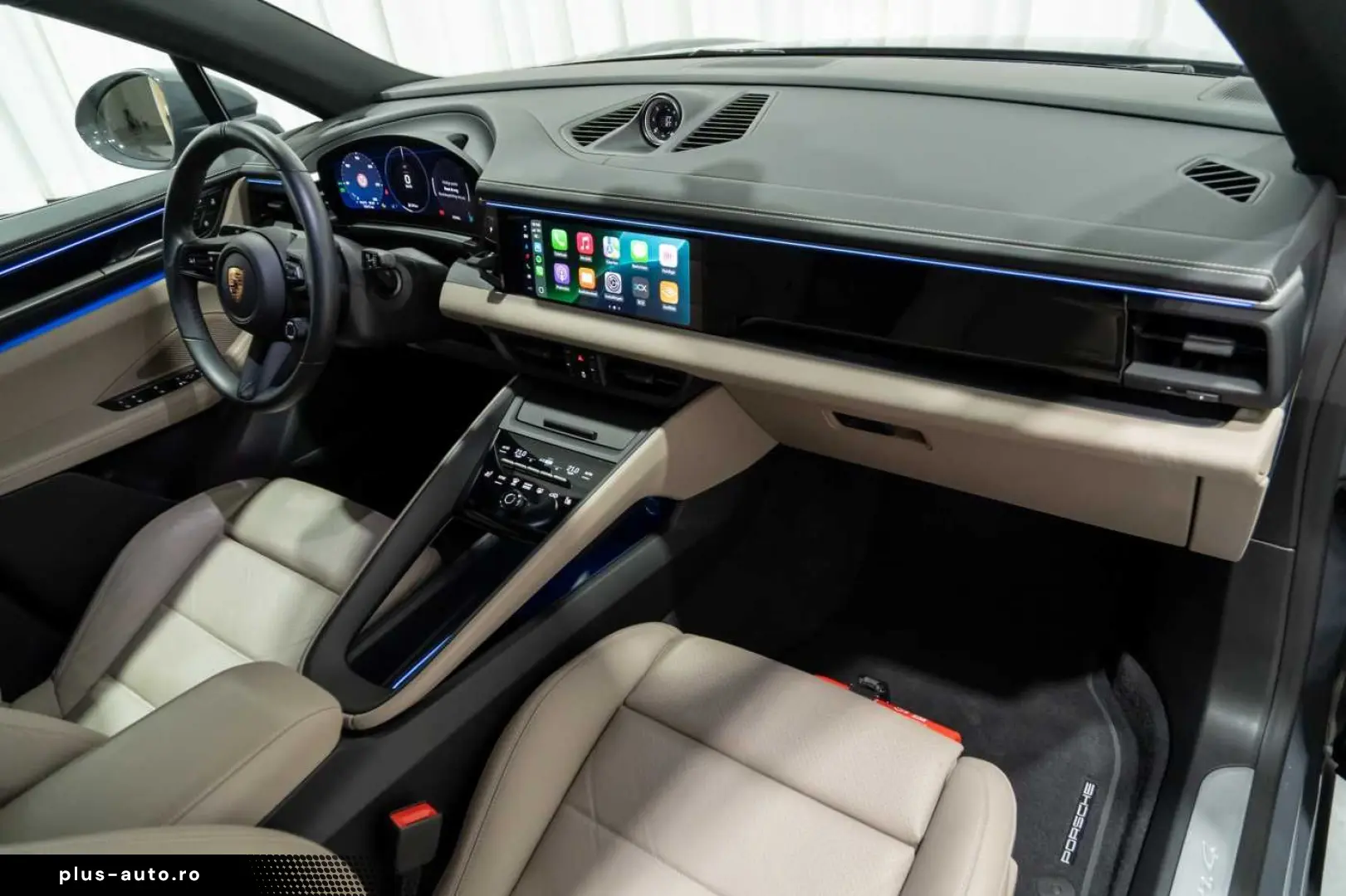 Macan 4 Electric Slate Grey Neo   Chalk Volleder