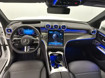 GLC 200 4M AMG Premium  DigiLight Sitzklima Pano