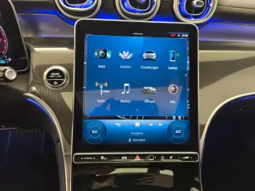 GLC 200 4M AMG Premium  DigiLight Sitzklima Pano