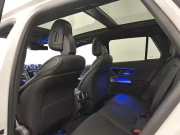 GLC 200 4M AMG Premium  DigiLight Sitzklima Pano