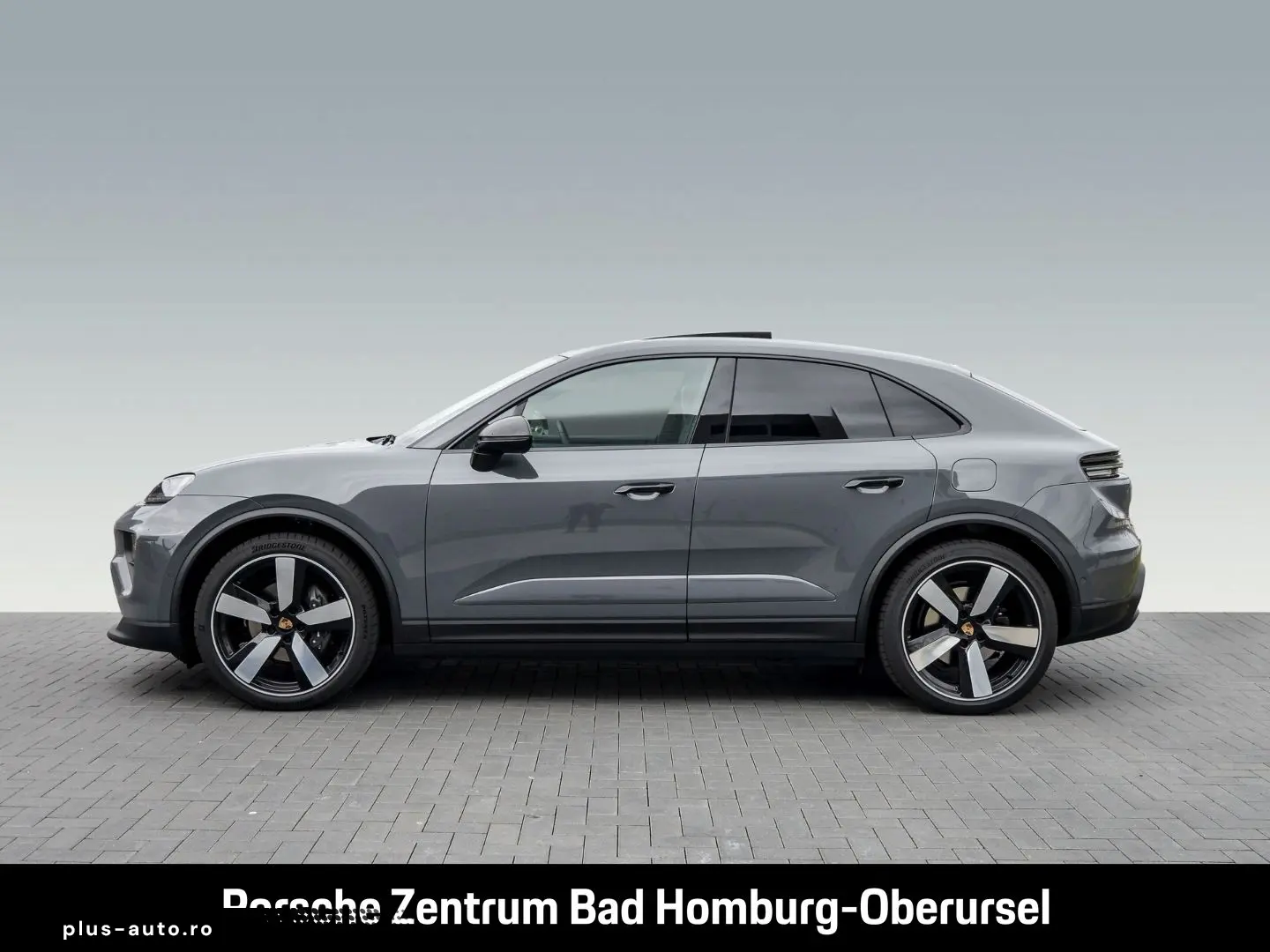 Macan 4 Burmester Panorama InnoDrive LED-Matrix