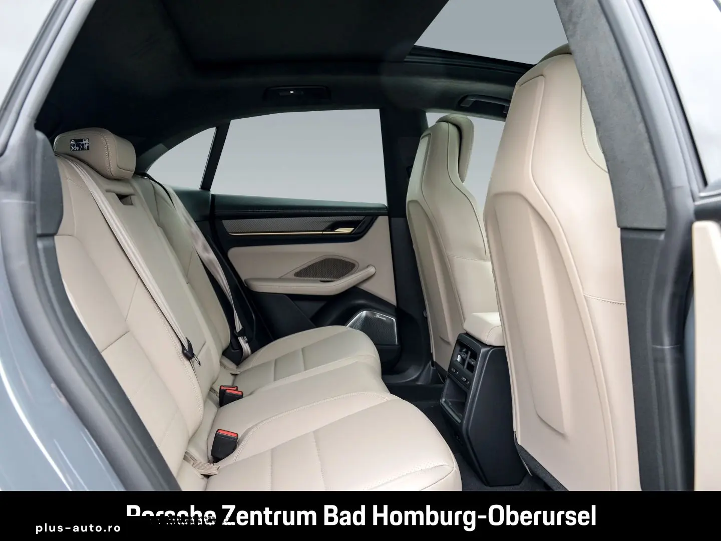 Macan 4 Burmester Panorama InnoDrive LED-Matrix