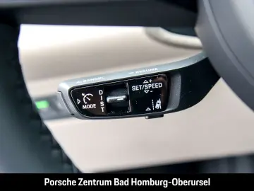 Macan 4 Burmester Panorama InnoDrive LED-Matrix