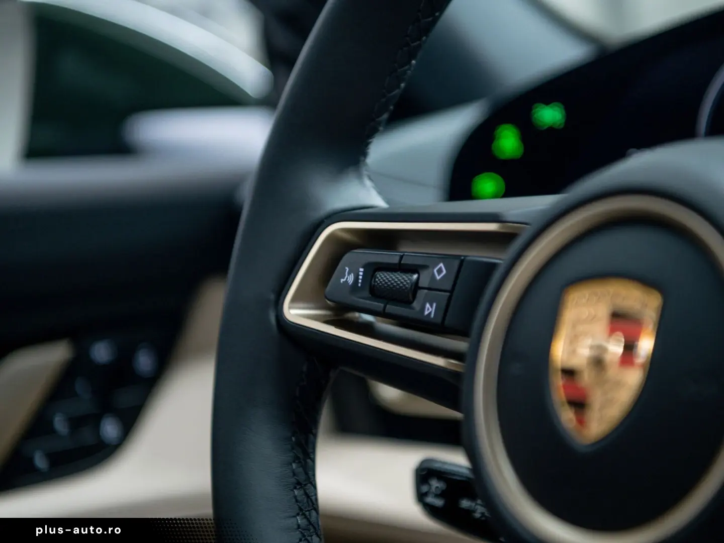 Taycan 4 Cross Turismo