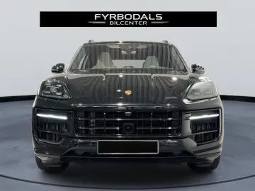 Cayenne E-Hybrid 470hp Pano HUD