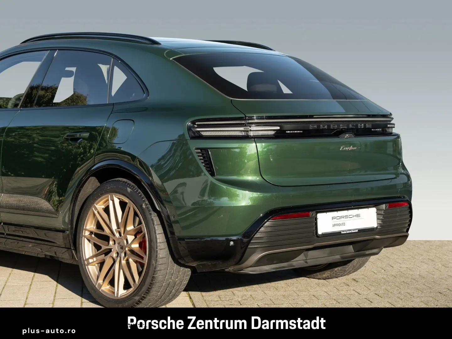 Macan Turbo Burmester HA-Lenkung InnoDrive