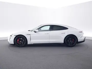 Taycan GTS
