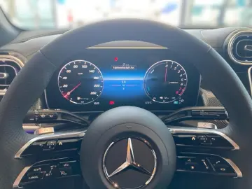 GLC 300 e 4M EDITION AMG-Line Night AHK DISTRON