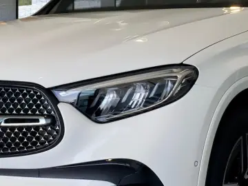 GLC 300 e 4M EDITION AMG-Line Night AHK DISTRON