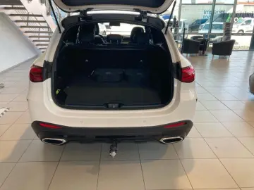 GLC 300 e 4M EDITION AMG-Line Night AHK DISTRON