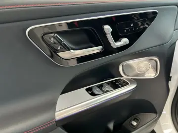 GLC 43 4MATIC Premium Plus  Digital Light