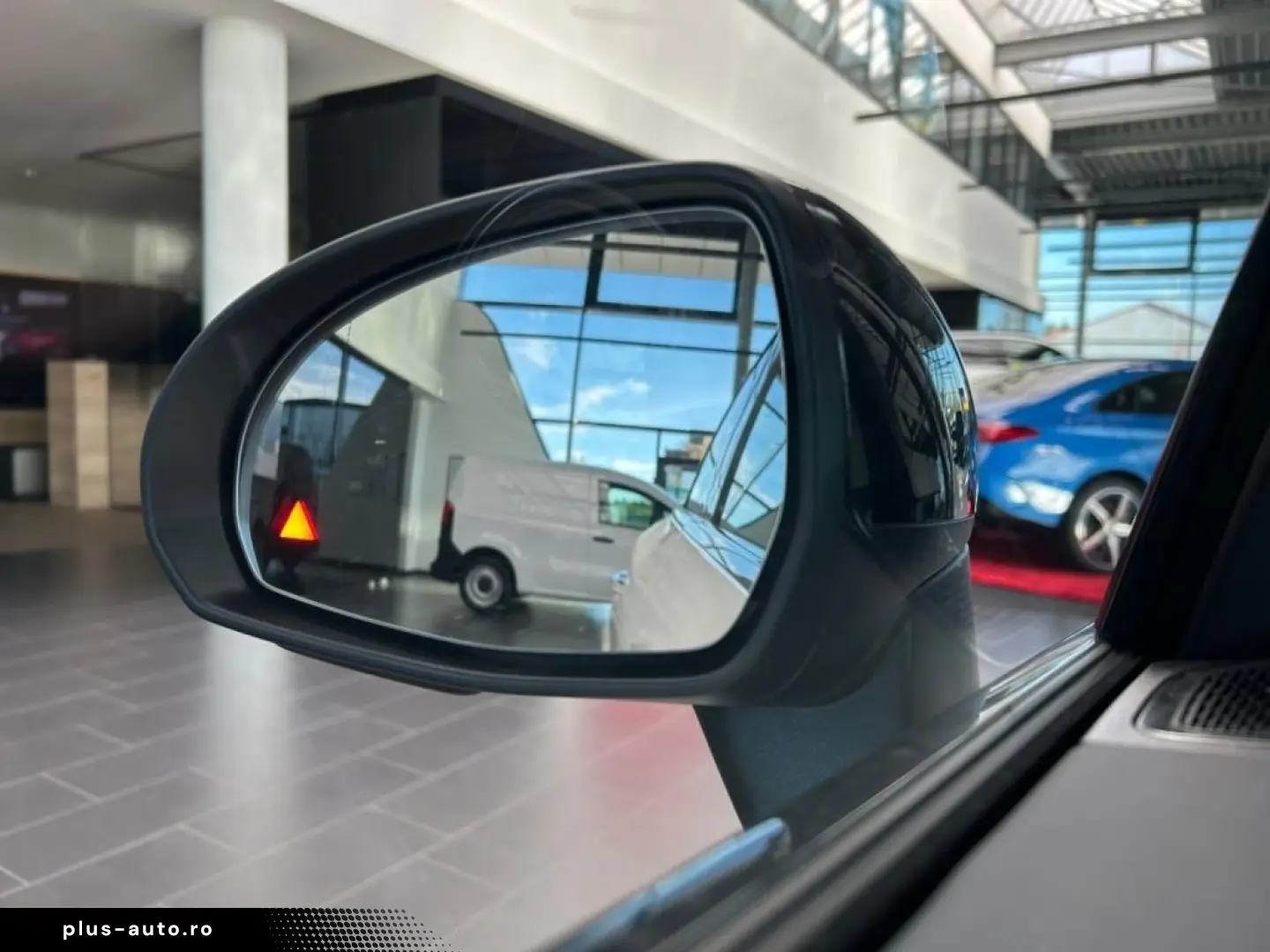 GLC 43 4MATIC Premium Plus  Digital Light