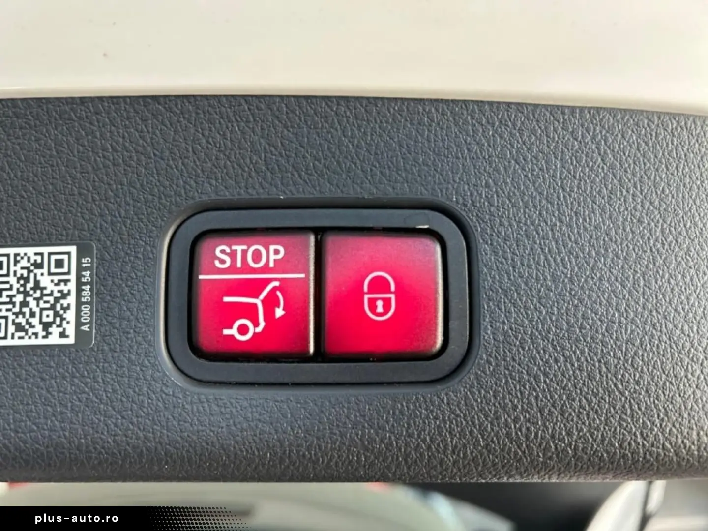 GLC 43 4MATIC Premium Plus  Digital Light