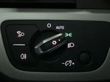 A4 Lim. 40 TFSI Quattro S Line LED NAVI KEYLESS