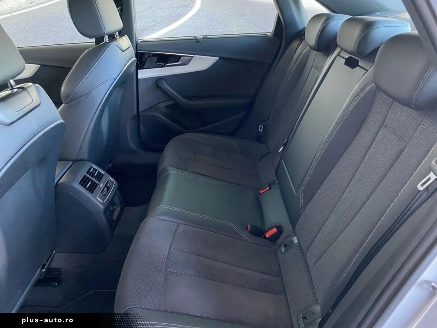 A4 Limousine 35 TFSI advanced S line  RFK AHK  A