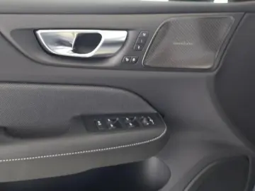 Volvo S60 B5 Ultimate Dark AWD 360  SD Headup