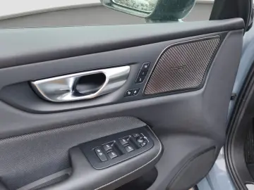 Volvo S60 B5 Ultimate Dark AWD 360  SD Headup