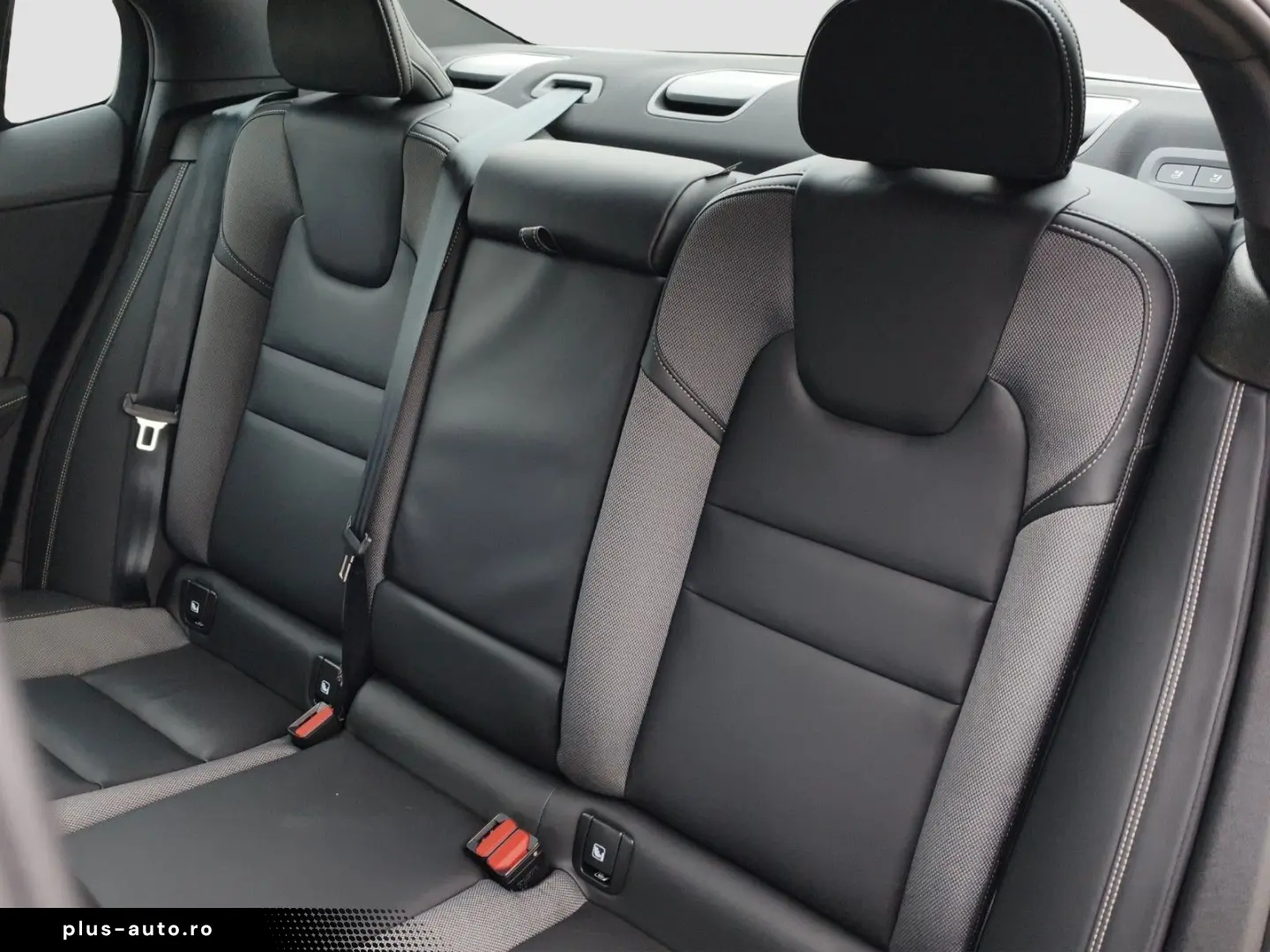 Volvo S60 B5 Ultimate Dark AWD 360  SD Headup