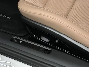 992 911 Carrera S Cabriolet BOSE Sitzbel. 360