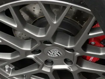 992 911 Carrera S Cabriolet BOSE Sitzbel. 360