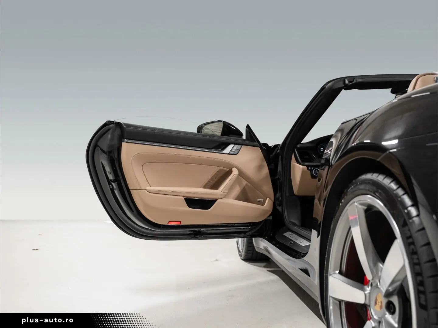 992 Carrera 4S Cabriolet Sport Chrono InnoDrive