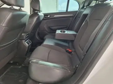 RENAULT MEGANE 1.3 TCe 140CP techno