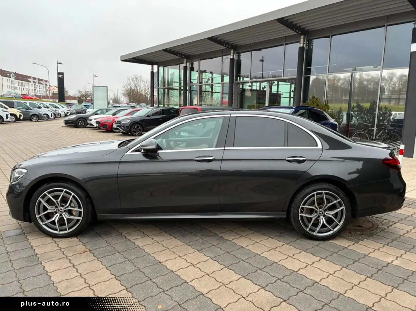 E 300 e AMG Line 4Matic (EURO 6d)