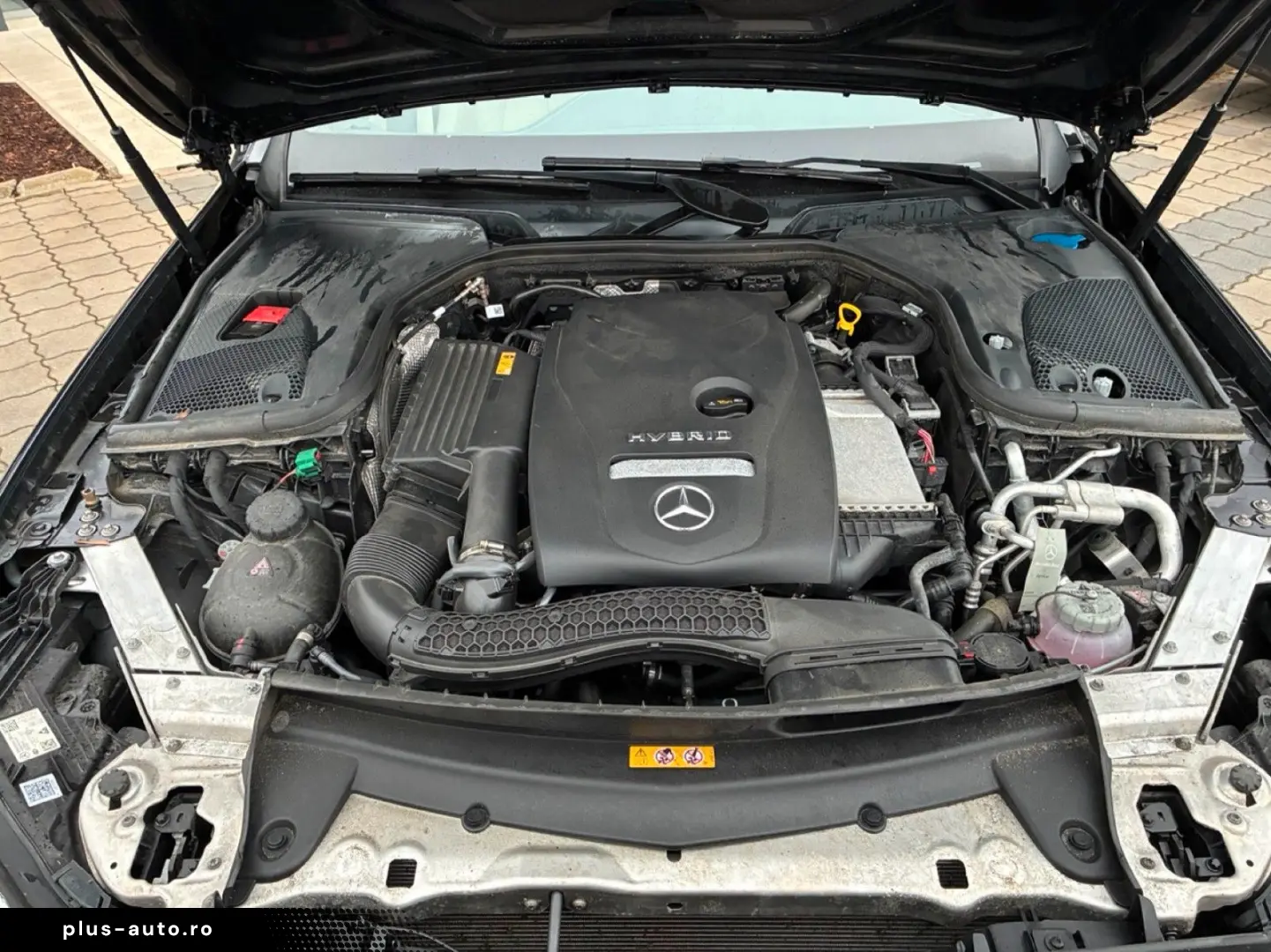 E 300 e AMG Line 4Matic (EURO 6d)