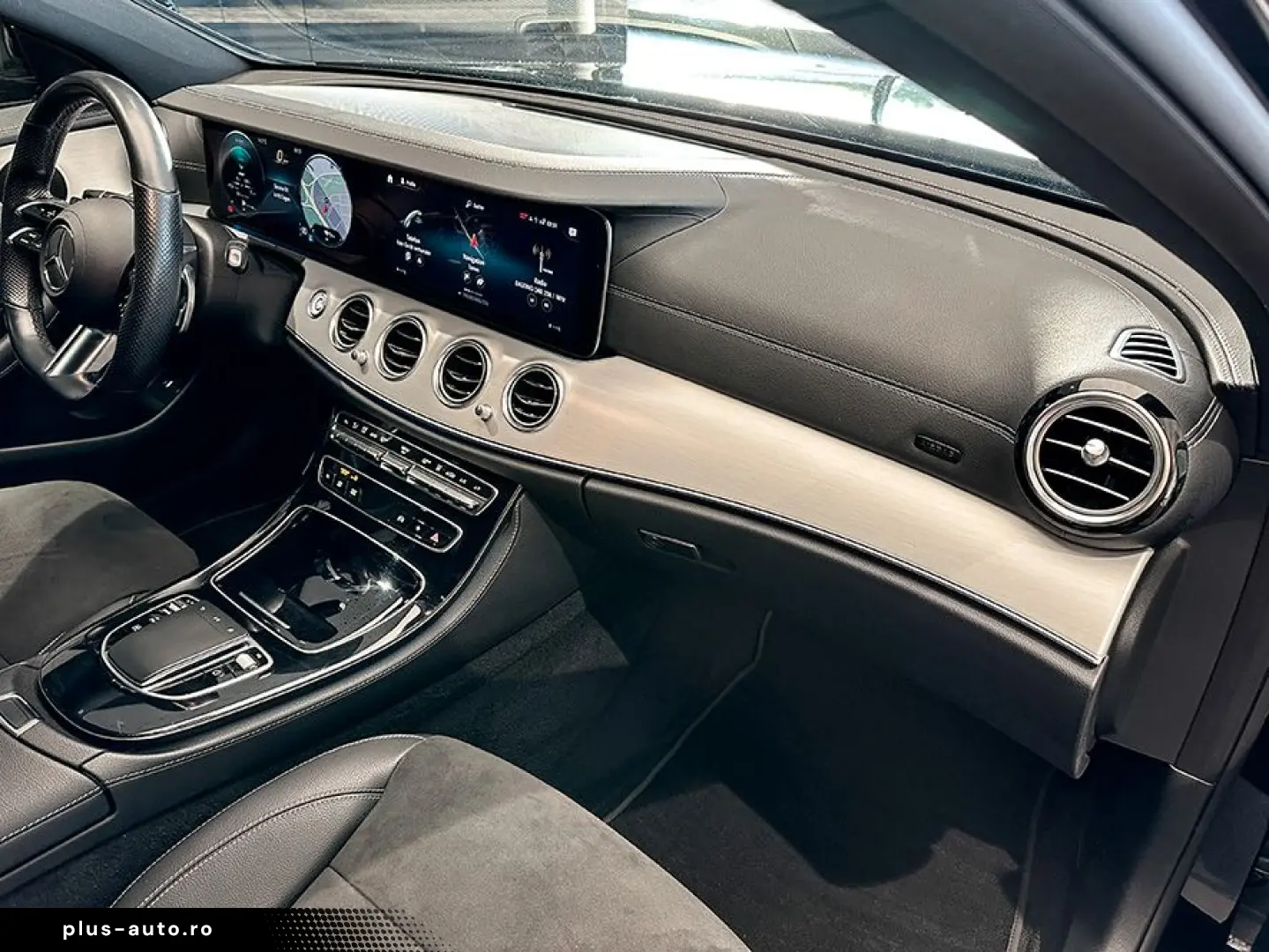 E 300 e AMGLi NIGHT LED DISTR 360 MEMORY PRESAFE