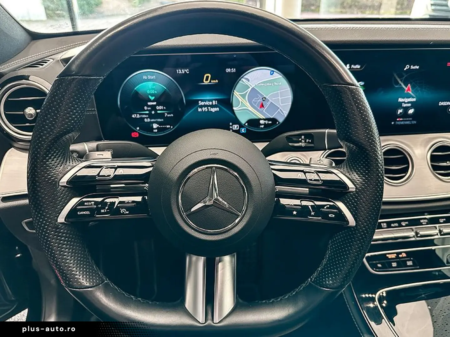 E 300 e AMGLi NIGHT LED DISTR 360 MEMORY PRESAFE