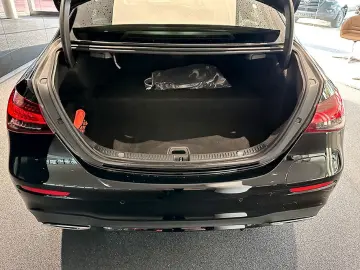 E 300 e AMGLi NIGHT LED DISTR 360 MEMORY PRESAFE