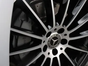 E 200 Coupé Premium Plus   AMG-LINE   WIDESCREEN