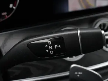 E 200 Coupé Premium Plus   AMG-LINE   WIDESCREEN