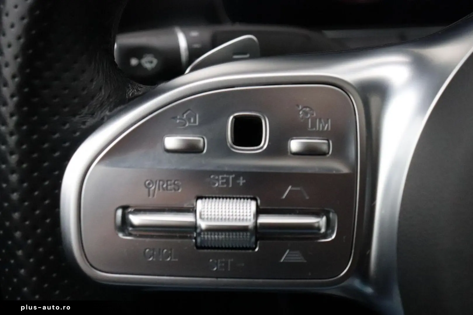 E 200 Coupé Premium Plus   AMG-LINE   WIDESCREEN