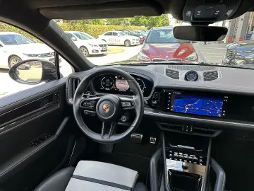 Cayenne III Turbo E-Hybrid PHEV 21 8 kWh Aut.