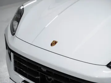 Cayenne S BOSE Standheizung Surround View PASM