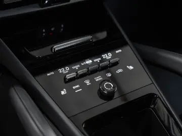 Cayenne S BOSE Standheizung Surround View PASM