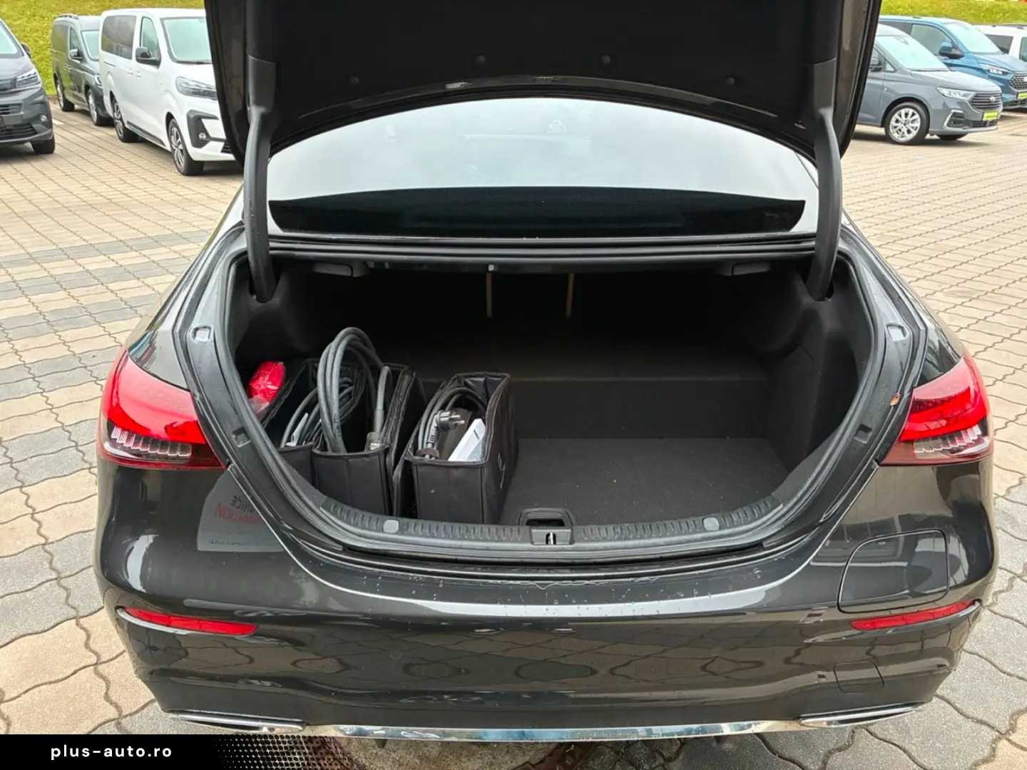 E 300 e AMG Line 4Matic (EURO 6d)