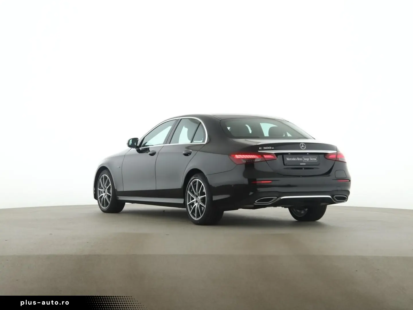 E 300 e AMG SHD AHK Distronic Burmester Kamera