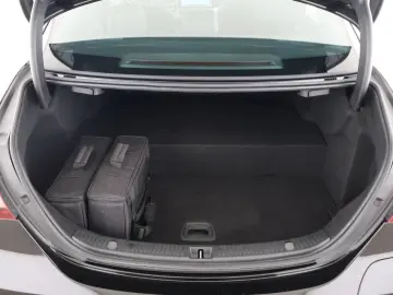 E 300 e AMG SHD AHK Distronic Burmester Kamera